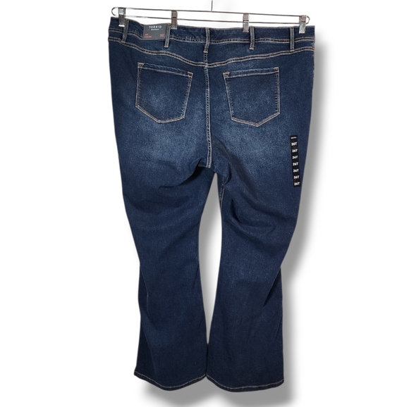 Torrid Luxe Slim Bootcut Mid-rise Denim Jeans Plus Size 26 Tall New - Picture 2 of 12